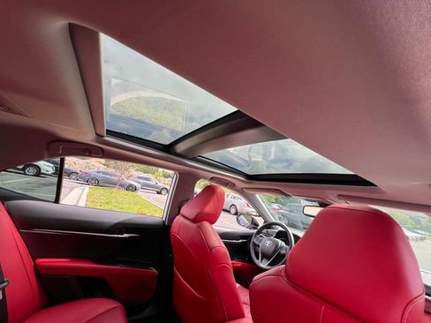 Used 2020 Toyota Camry XSE w/ Driver Assist Package FWD image 31