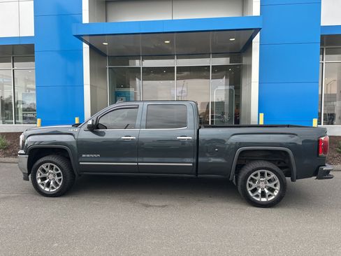 Used 2017 GMC Sierra 1500 SLT w/ SLT Premium Package AWD/4WD image 8