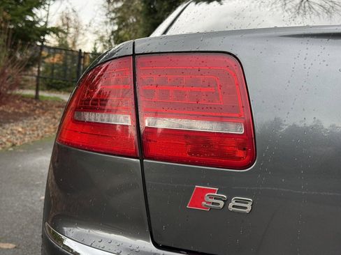 Used 2009 Audi S8 AWD/4WD image 35