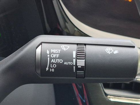 Used 2025 Lexus ES 350 w/ Premium Package FWD image 13