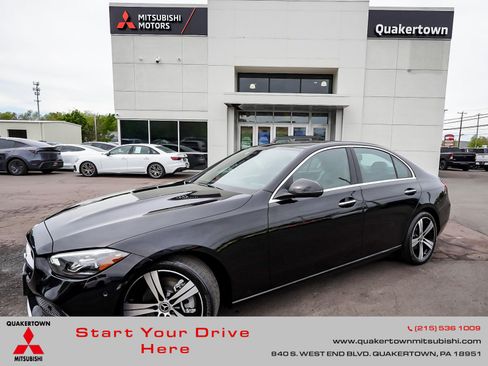 Used 2025 Mercedes-Benz C 300 4MATIC Sedan image 1