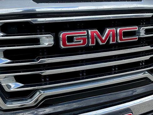 Used 2020 GMC Sierra 1500 SLT image 30