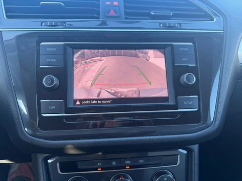 Used 2019 Volkswagen Tiguan S w/ Driver Assistance Package FWD image 12