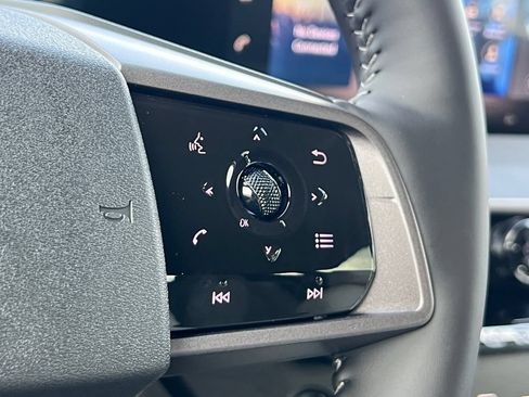 New 2026 Nissan Murano SV AWD/4WD image 13