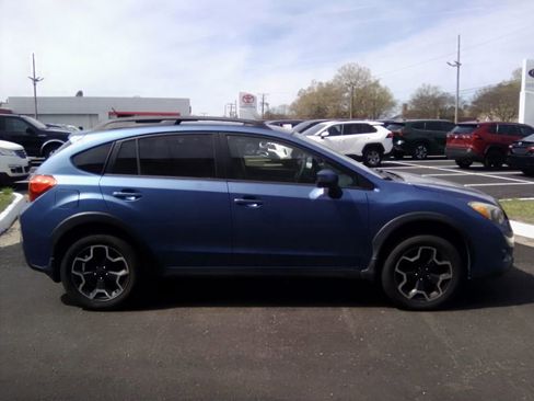 Used 2015 Subaru Crosstrek 2.0i Limited w/ Popular Package #2 image 2