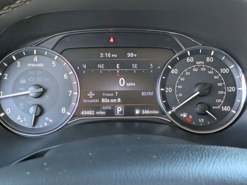 Used 2024 INFINITI QX80 Luxe AWD/4WD image 22