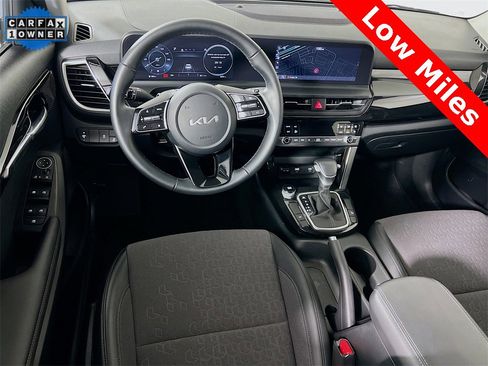 Certified 2024 Kia Seltos S image 22