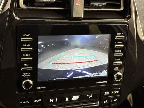 Used 2022 Toyota Prius LE image 22