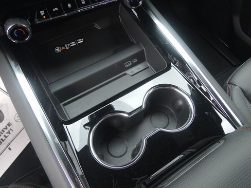 New 2026 Chevrolet Tahoe RST w/ RST Capability Package image 19