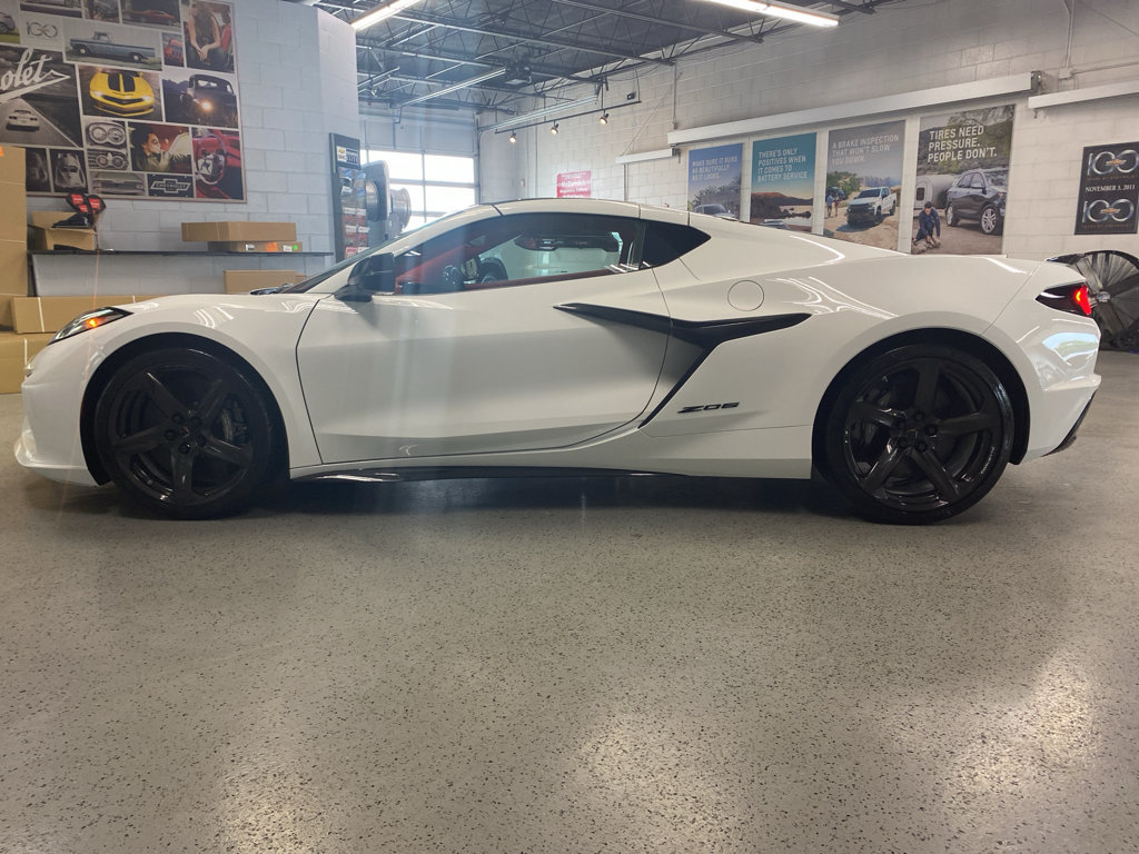New 2025 Chevrolet Corvette Z06 RWD image 4