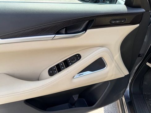 Used 2023 INFINITI QX60 Sensory w/ Vision Package FWD image 22