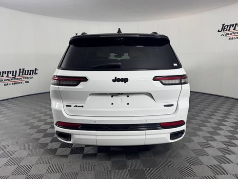 Used 2023 Jeep Grand Cherokee L Summit AWD/4WD image 8