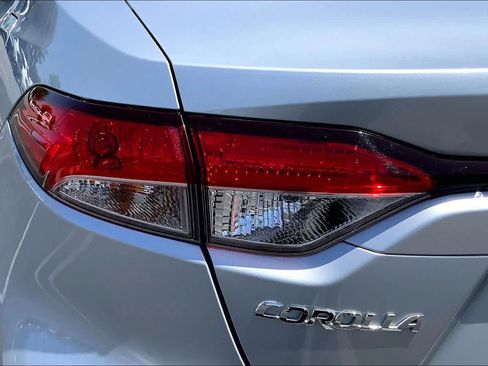 Used 2023 Toyota Corolla LE FWD image 27