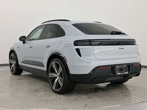 Certified 2025 Porsche Macan Turbo Electric AWD/4WD image 3