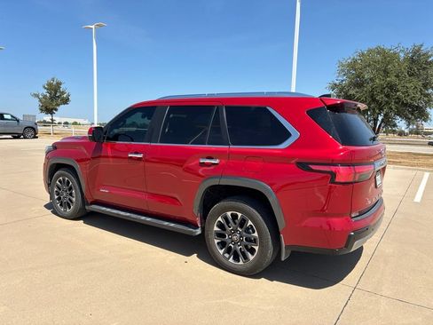 Used 2025 Toyota Sequoia Limited AWD/4WD image 3
