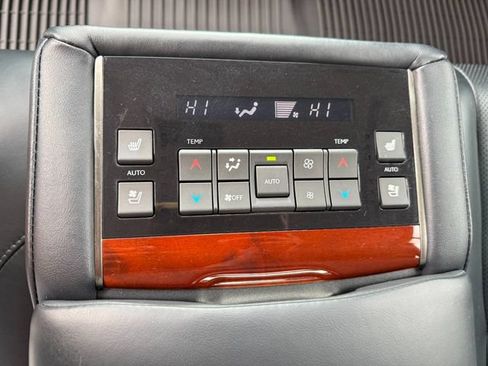 Used 2017 Lexus LX 570 4WD image 31