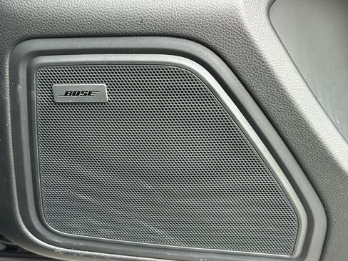 Certified 2026 Porsche Macan AWD/4WD image 20
