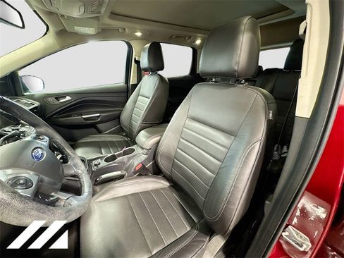 Used 2014 Ford Escape Titanium image 21