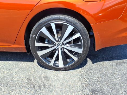 Certified 2020 Nissan Altima 2.5 SR w/ Premium Package AWD/4WD image 9