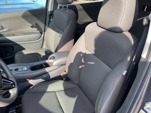 Used 2017 Honda HR-V EX image 10