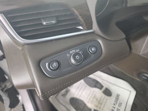 Used 2019 Buick LaCrosse Essence w/ Sights and Sounds Package FWD image 15