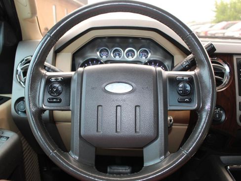 Used 2011 Ford F250 Lariat w/ Lariat Ultimate Pkg AWD/4WD image 26