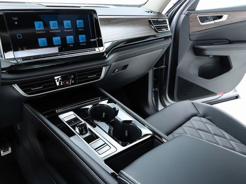 New 2026 Volkswagen Atlas SEL Premium R-Line image 23