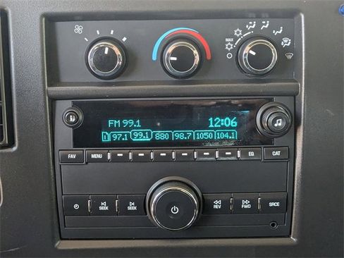 Used 2019 GMC Savana 2500 w/ Driver Convenience Package image 11