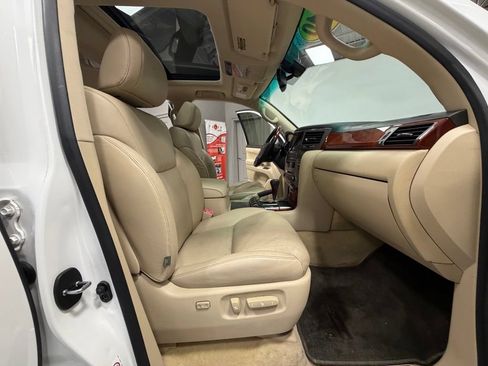 Used 2010 Lexus LX 570 4WD image 53