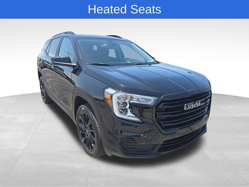 Used 2023 GMC Terrain SLE w/ Driver Convenience Package AWD/4WD image 9