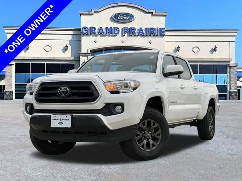 Used 2023 Toyota Tacoma SR5 RWD image 1