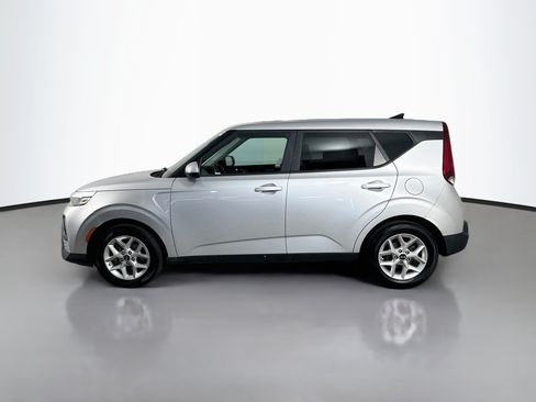 Used 2020 Kia Soul S FWD image 6