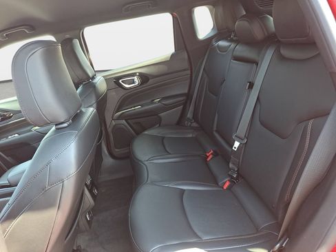 Certified 2022 Jeep Compass Limited AWD/4WD image 14