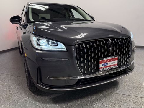 Used 2023 Lincoln Corsair Reserve w/ Equipment Group 201A image 35