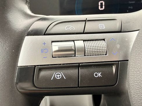Used 2024 Hyundai Kona SEL FWD image 19