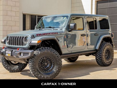 Used 2025 Jeep Wrangler Unlimited Rubicon image 5