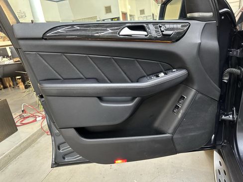 Used 2015 Mercedes-Benz GL 450 GL 450 4MATIC AWD 4dr SUV image 10