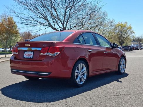 Used 2012 Chevrolet Cruze LTZ w/ RS Package FWD image 4