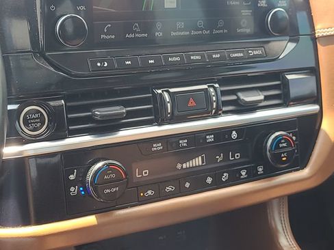 Used 2023 Nissan Pathfinder Platinum AWD/4WD image 22