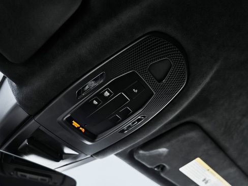 Used 2024 Porsche Cayenne Turbo GT AWD/4WD image 86