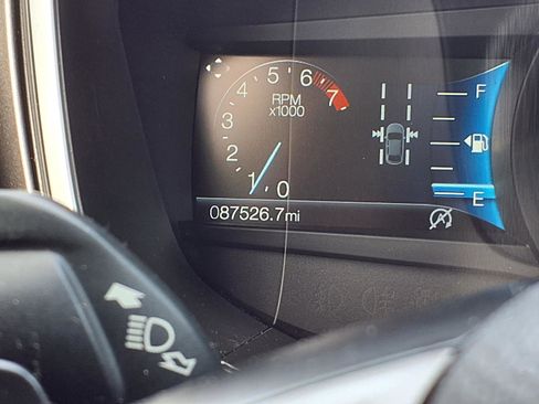 Used 2019 Ford Fusion SE image 15