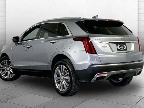Used 2024 Cadillac XT5 Premium Luxury image 11