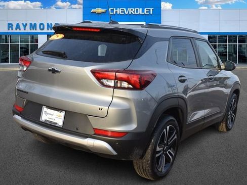 New 2025 Chevrolet TrailBlazer LT w/ Convenience Package image 4