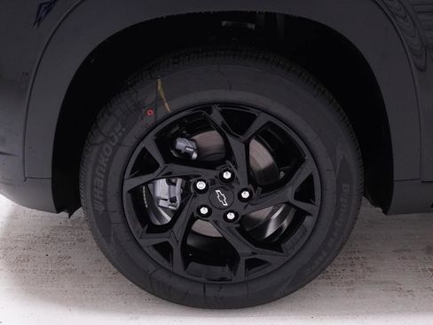 New 2026 Chevrolet Trax LT w/ Driver Confidence Package image 19