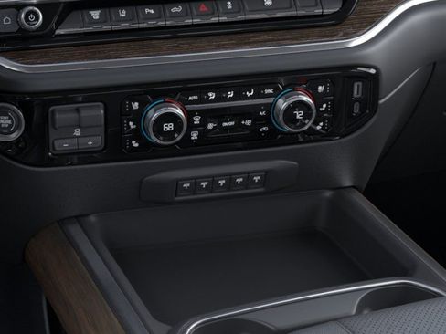 New 2026 GMC Sierra 3500 SLT AWD/4WD image 23