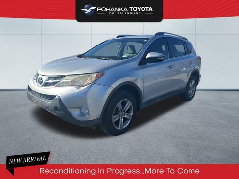 Used 2015 Toyota RAV4 XLE image 1