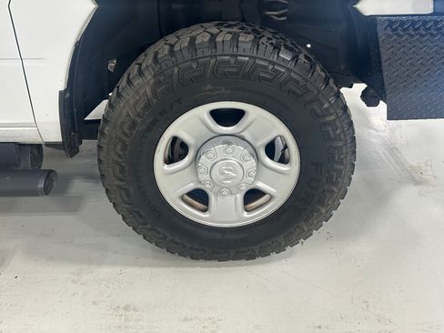 Used 2023 RAM 3500 Tradesman AWD/4WD image 8