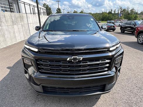New 2027 Chevrolet Traverse LT w/ Midnight/Sport Edition AWD/4WD image 9