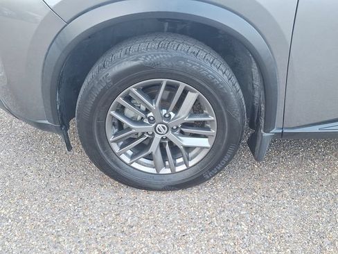 Used 2021 Nissan Rogue S FWD image 15