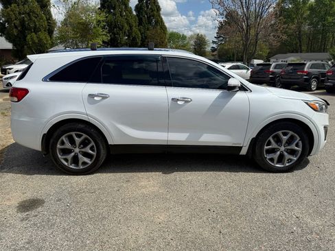 Used 2017 Kia Sorento SX image 6